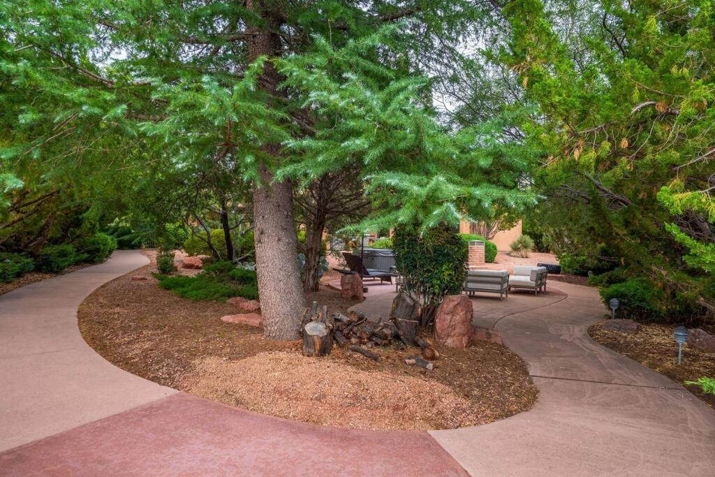 Amazing Luxury Home With Hot Tub & Views セドナ エクステリア 写真