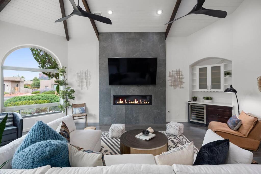 Amazing Luxury Home With Hot Tub & Views セドナ エクステリア 写真