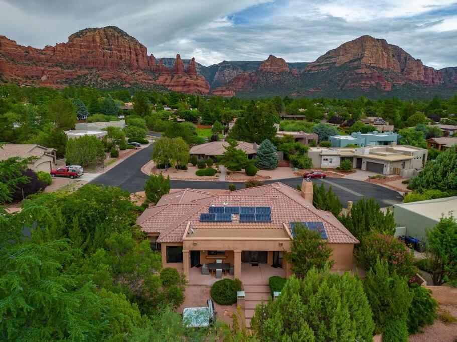 Amazing Luxury Home With Hot Tub & Views セドナ エクステリア 写真